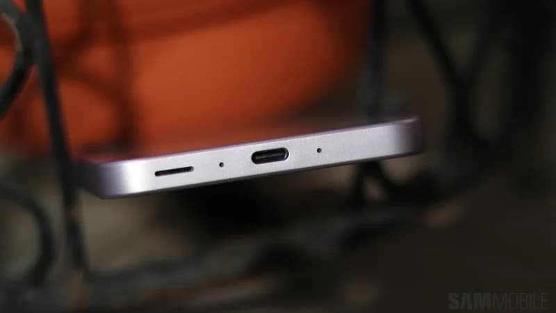 Bersihkan Debu di Port USB-C: Trik Jitu Mengatasi HP yang Susah Dicharge!