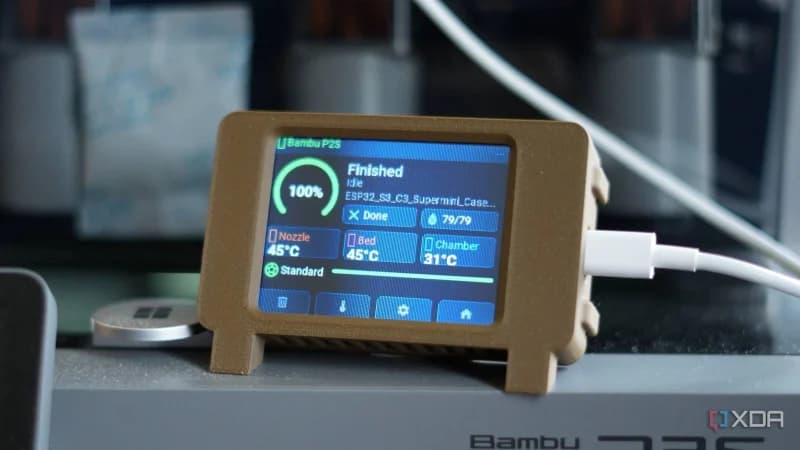 Monitor Cetak Khas Printer Bambu Lab P2S: Pantau Real-Time dari Meja Kerja Cuma 15!